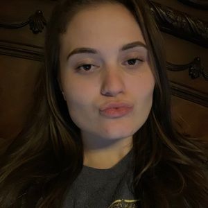 Meet your Posher, Michaela